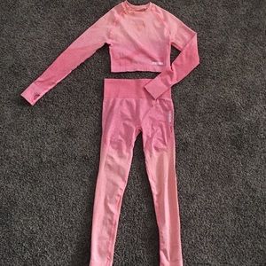 GYMSHARK WORKOUT SUIT